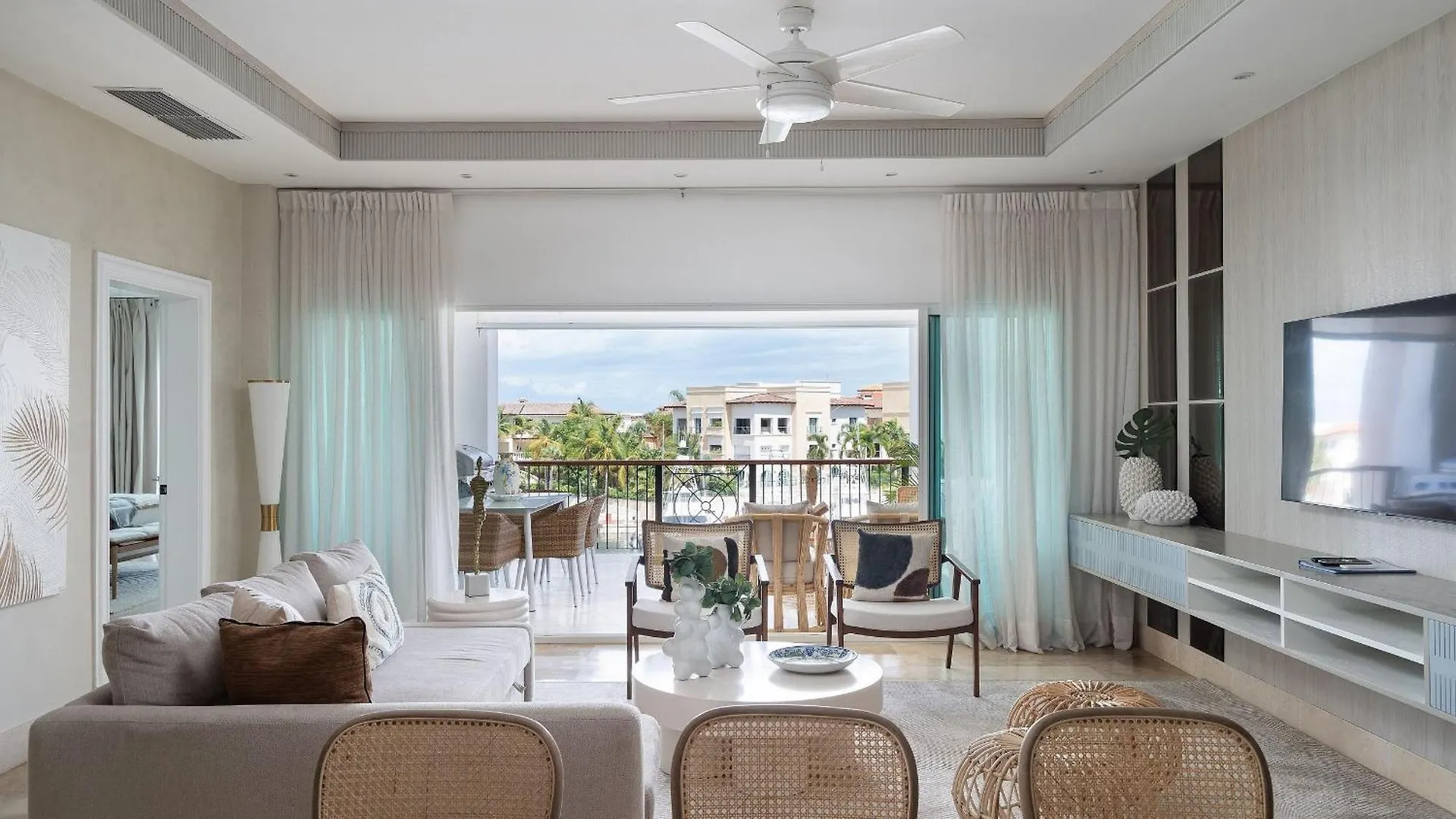 Condominio De Lujo En Cap Cana Marina! Punta Cana